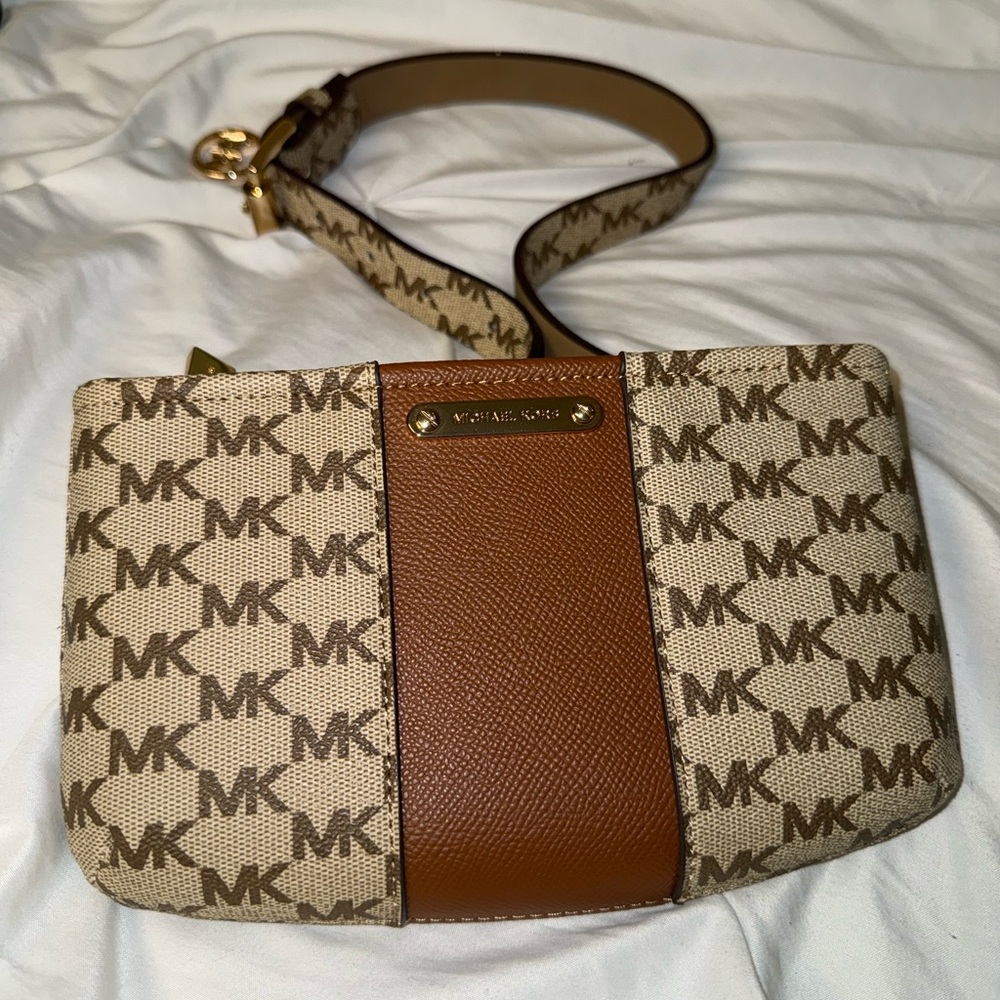 Michael Kors Signature Brown and Cream Belt Bag
